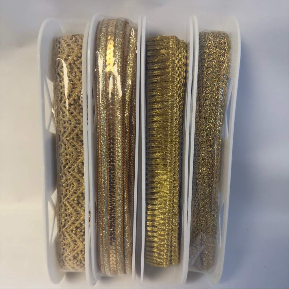 SIMPLICITY 4Golden Trims NWT